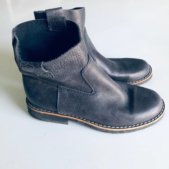 Roots Canada SZ 7 Dark Smoky Gray Leather Moto Ankle Boot Style 651 - Picture 1 of 10